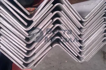Уголок 240х200х8 гнутый Уголок 240х200х8 гнутый