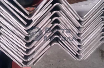 Уголок 260х180х5 гнутый Уголок 260х180х5 гнутый